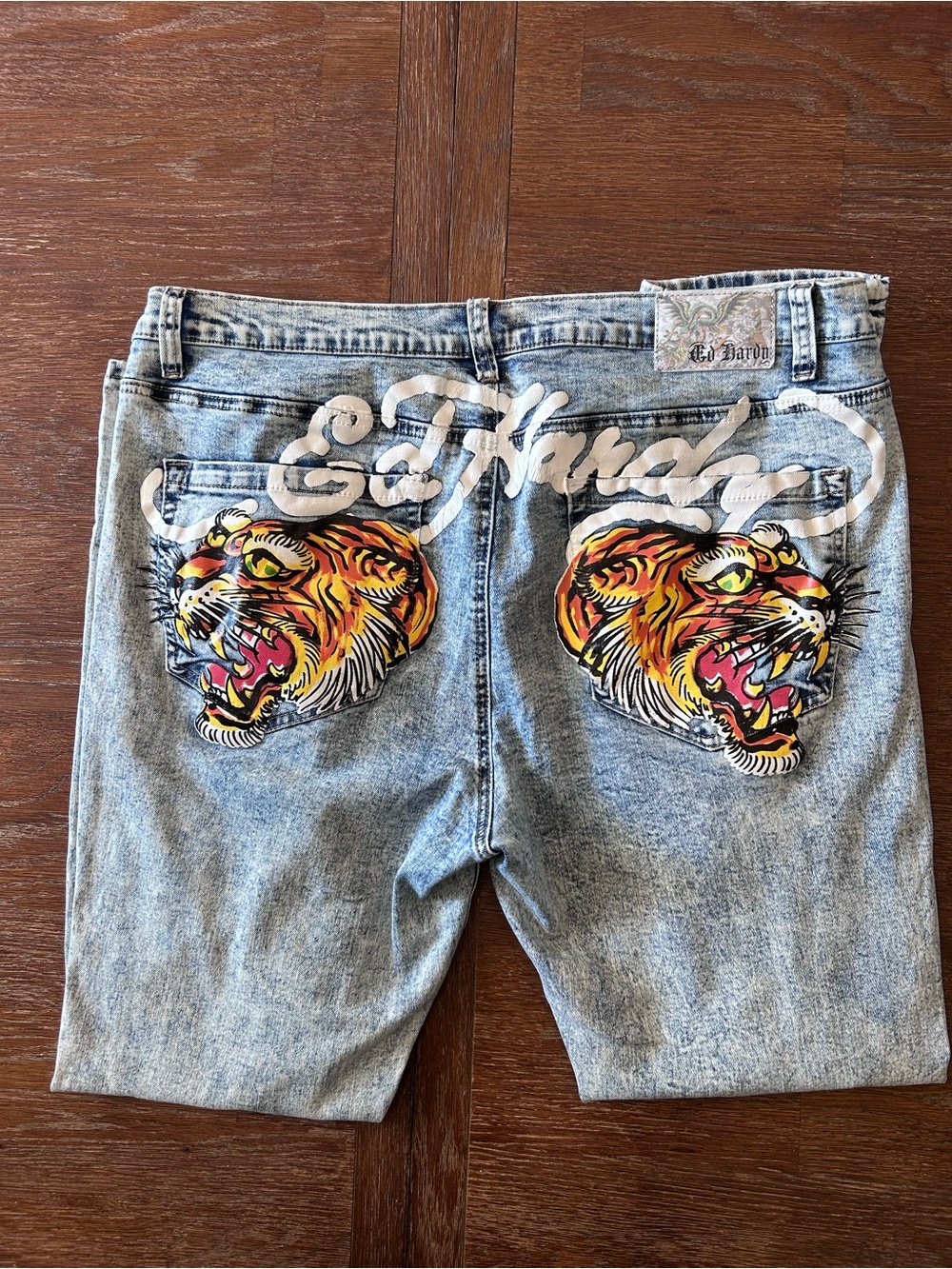 Ed Hardy Men’s Denim Jeans Size 36 Acid Wash Distressed Tiger Graphic